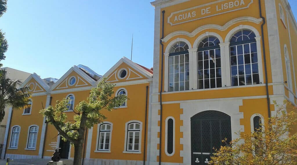 maison jaune de Lisbonne