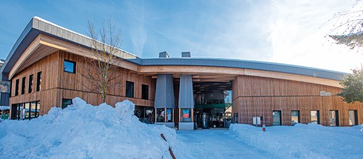 neige bâtiment en bois