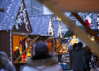 Marché de Noël guirlandes