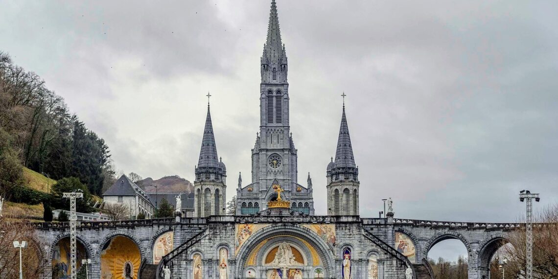 Ville Basilique Lourdes