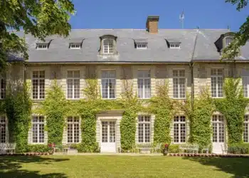 bâtiment extérieur jardin