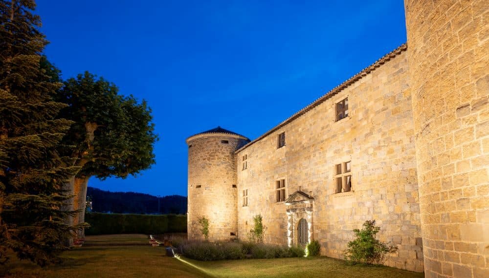 château lumières jardin nuit