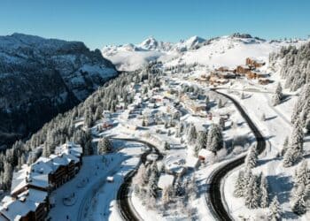 vue hameau Flaine enneigé