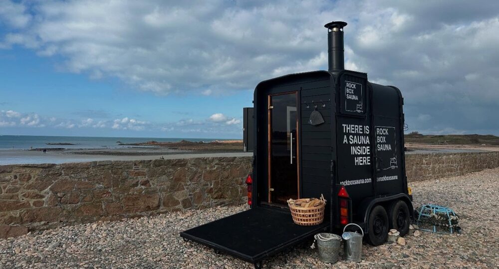 Sauna extérieure cabine nature