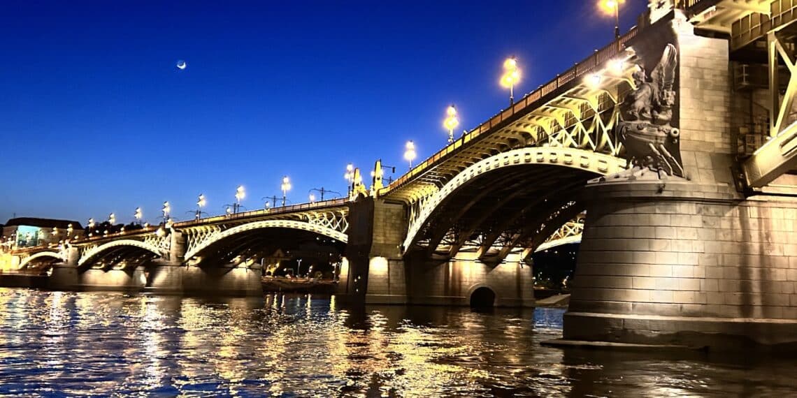 Pont Budapest