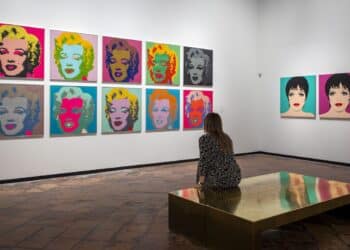 ANDY WARHOL