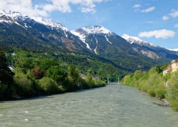 autriche lac montagnes été