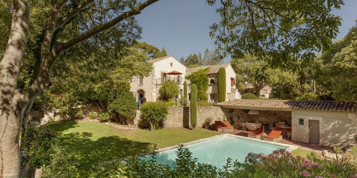 Le Chef 2* Sylvestre Wahid rouvre une maison à Saint Rémy de Provence