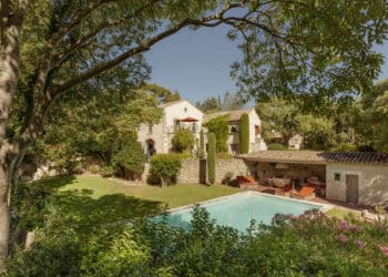 Le Chef 2* Sylvestre Wahid rouvre une maison à Saint Rémy de Provence