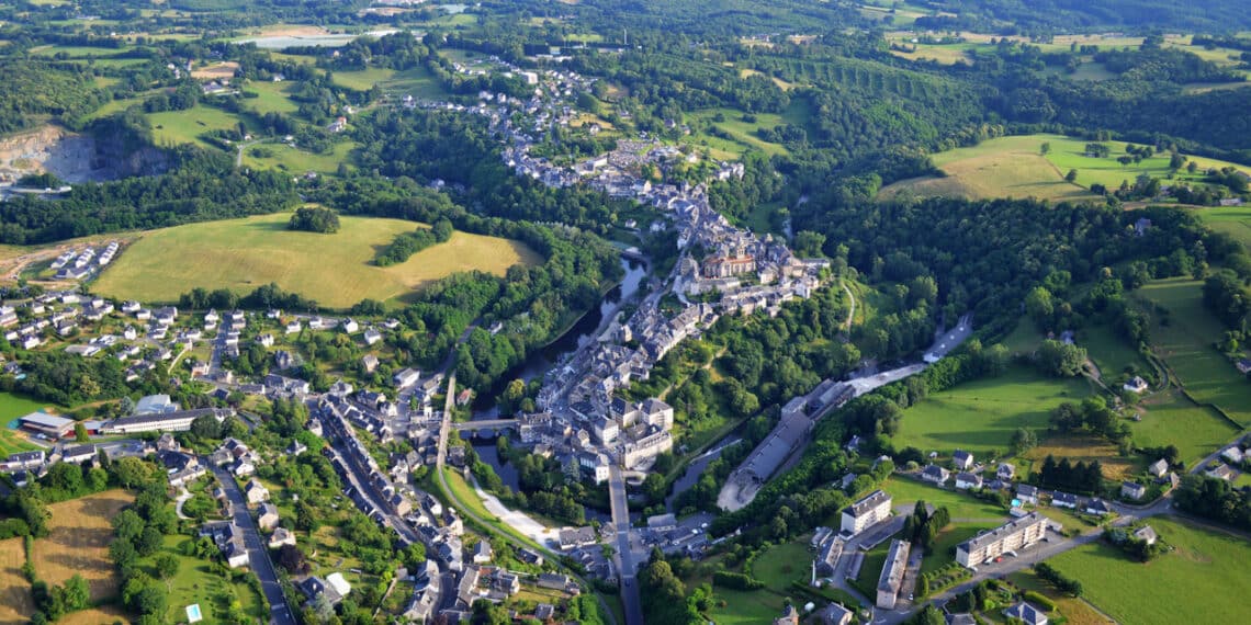 Uzerche, Corrèze ©Philippe-RIGOUSTE-plus beaux détours