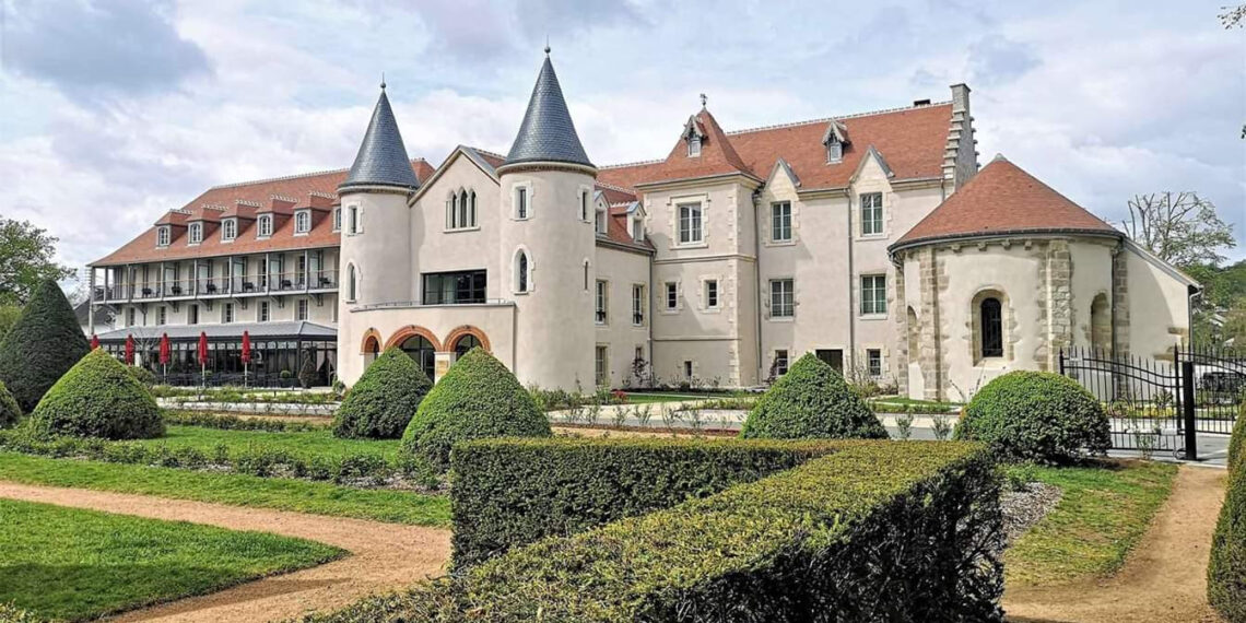 LE CHÂTEAU SAINT-JEAN