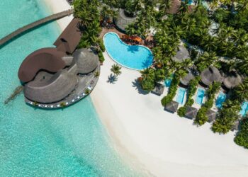 plage lagon hôtel piscine