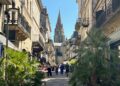 01 Rue de Brive avec, au fond, le clocher de la collégiale Saint-Martin ©Valérie Collet