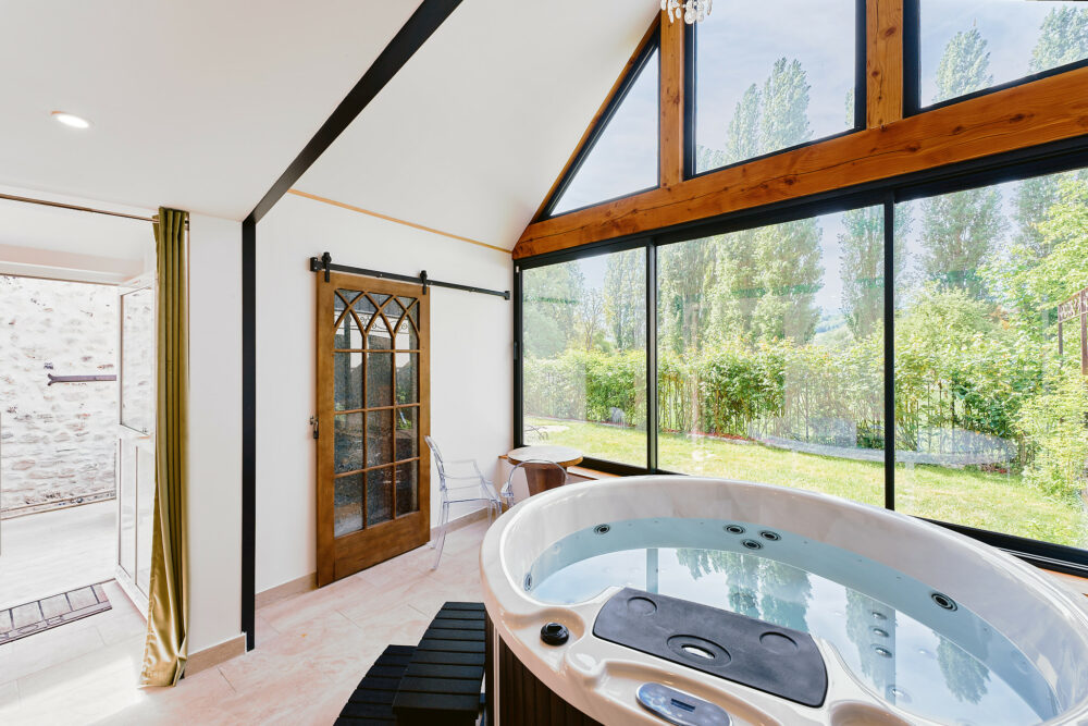 jacuzzi spa verrière