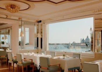 restaurant vue sur la lagune de Venise