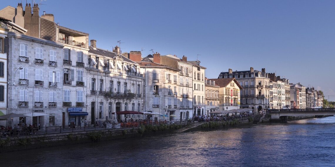 Quel est le meilleur itinéraire pour visiter Bayonne en une journée ?